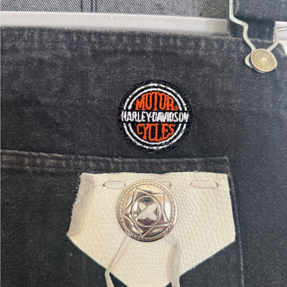 Harley Davidson Patch Women’s Black Denim Cropped Vest Bikercore Biker Size L - Picture 2 of 7